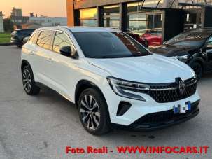 RENAULT Austral Elettrica/Benzina 2023 usata, Padova