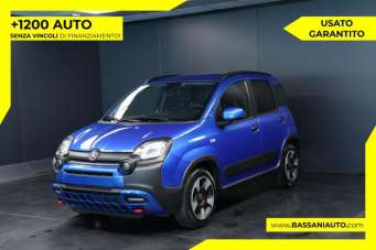 FIAT Panda Cross Elettrica/Benzina 2023 usata, Belluno FIAT Panda Cross Elettrica/Benzina 2023 usata, Belluno