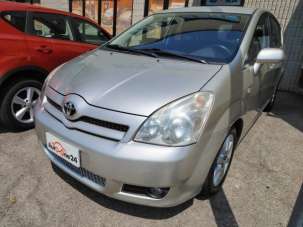 TOYOTA Corolla Verso Benzina 2004 usata, Milano TOYOTA Corolla Verso Benzina 2004 usata, Milano