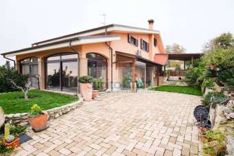 Vendita Villa, Chieti Vendita Villa, Chieti
