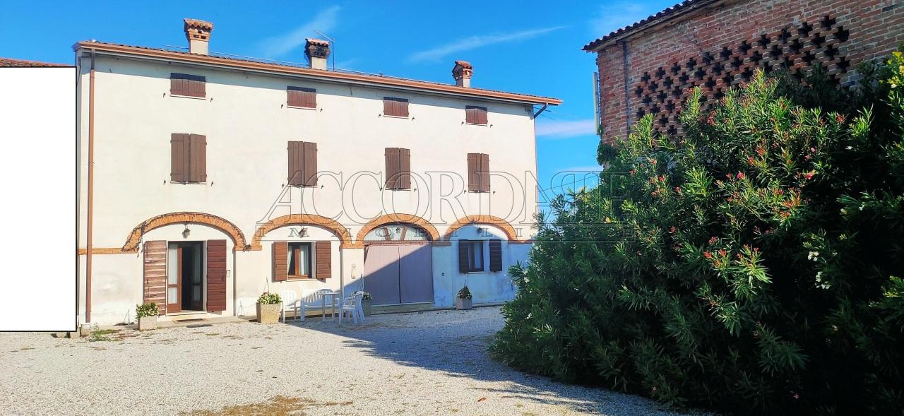 casa indipendente in vendita a Longare