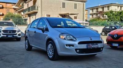 FIAT Punto Benzina 2015 usata, Roma